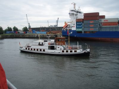 LÜHE - Personenfährschiff