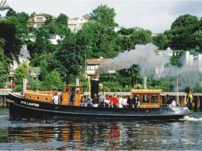 Tages- und Charterfahren im Museumshafen Oevelgönne