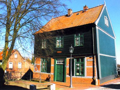 Baumhaus-Museum am Alten Hafen Stade